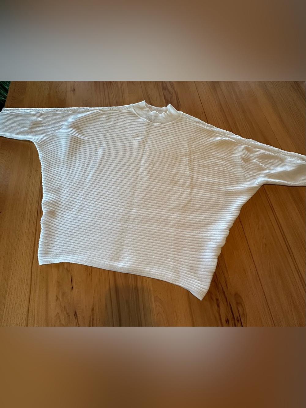 Women’s Ellen Tracy Bat Wing Sweater
